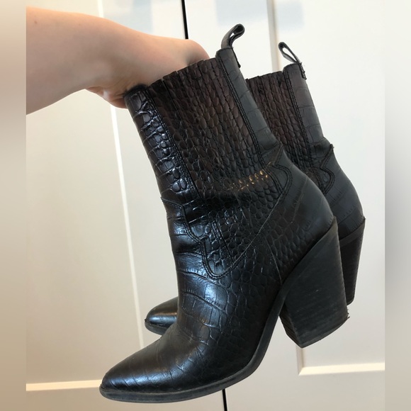 Black Aldo Boots - Picture 2 of 9